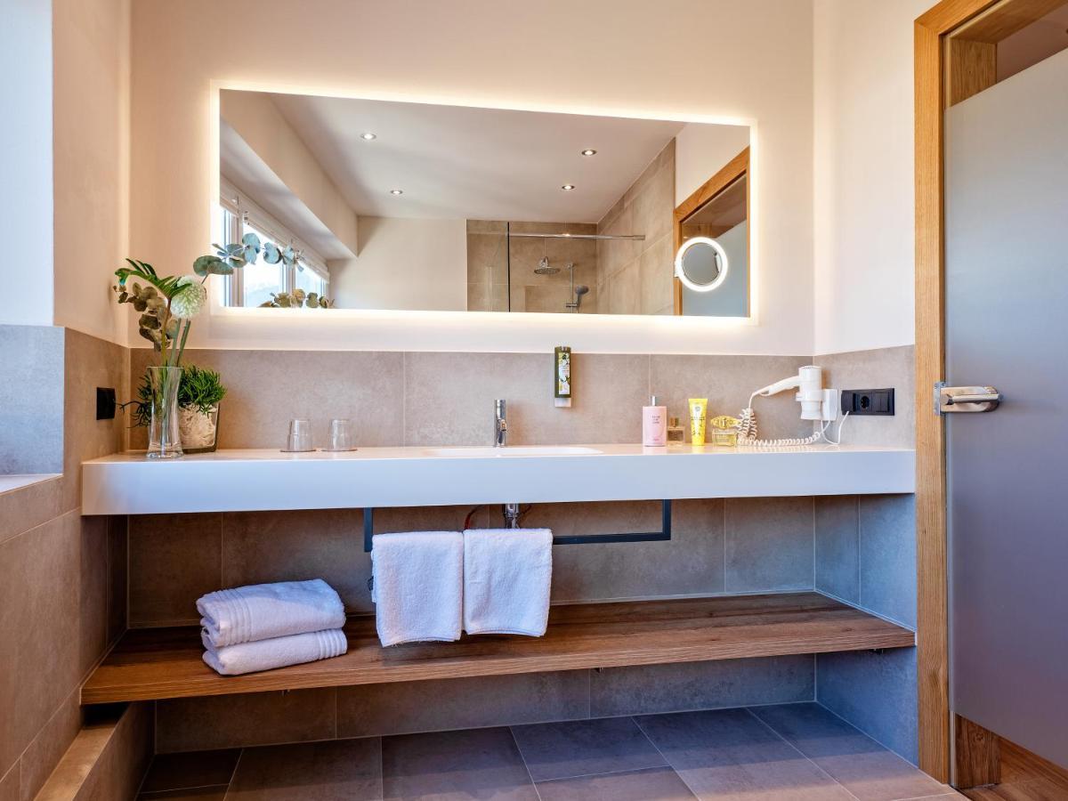 Stadthotel Eggerbraeu Имст Экстерьер фото