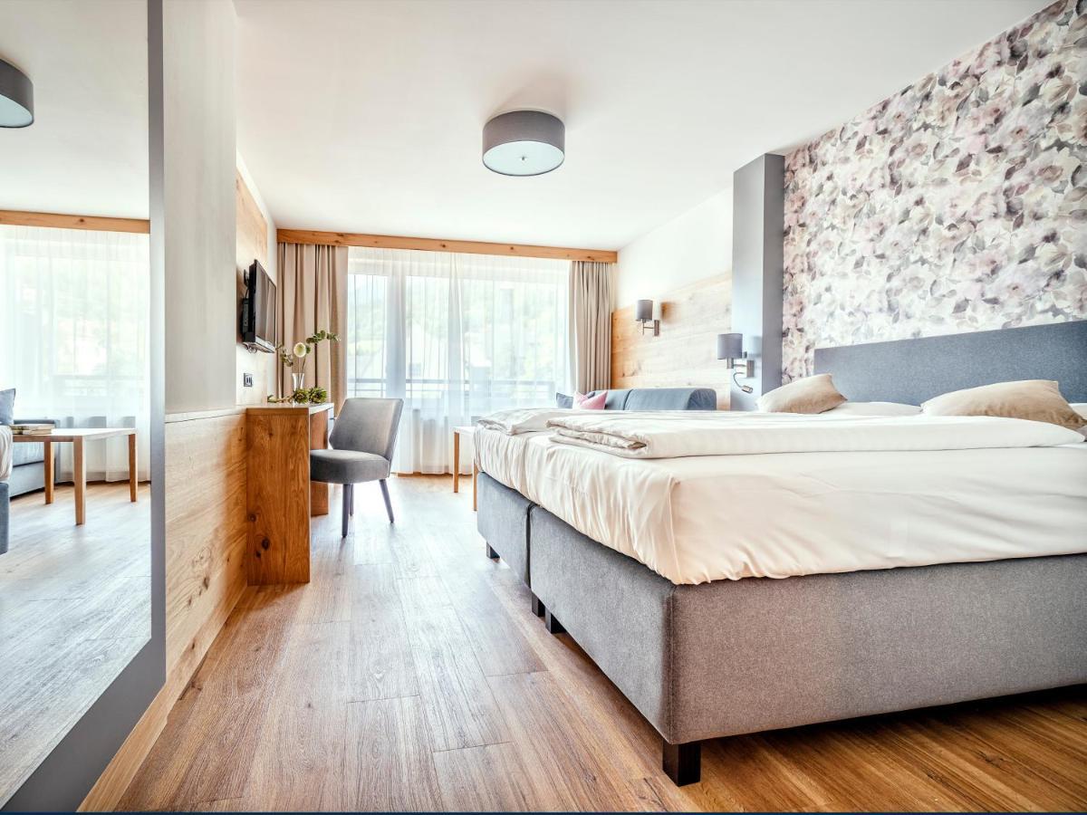 Stadthotel Eggerbraeu Имст Экстерьер фото