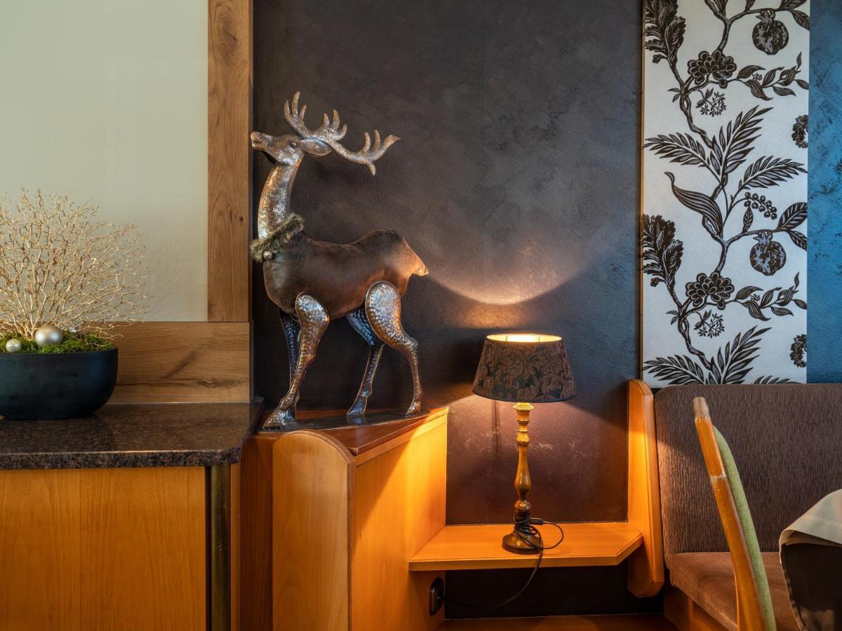Stadthotel Eggerbraeu Имст Экстерьер фото