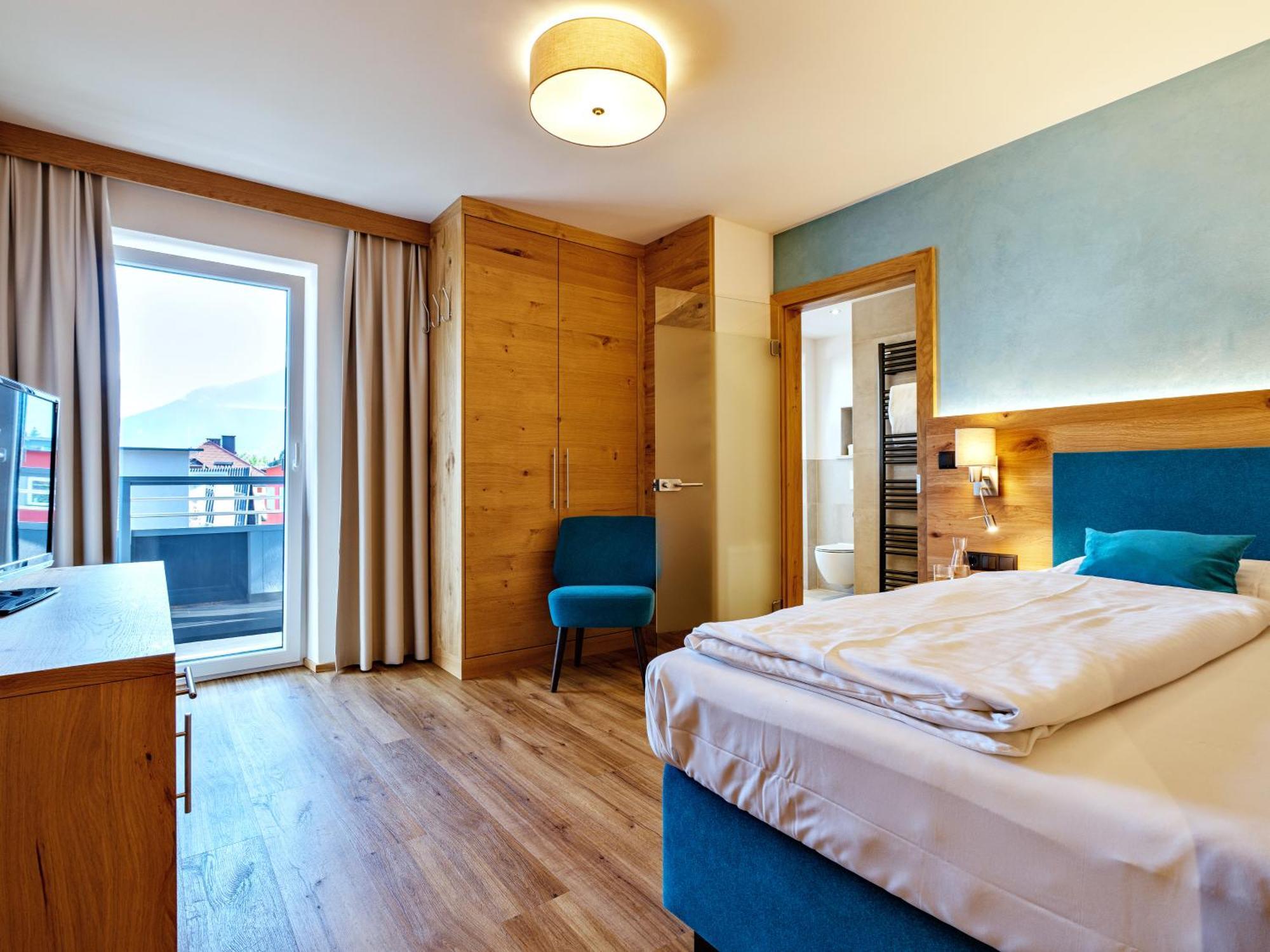 Stadthotel Eggerbraeu Имст Номер фото